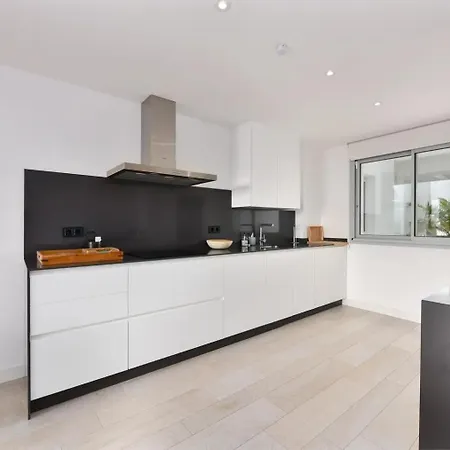 Luxury 2-bedroom Sea View In Casares Apartment
