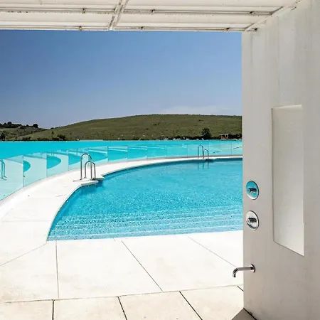 Luxury 2-bedroom Sea View In Casares
